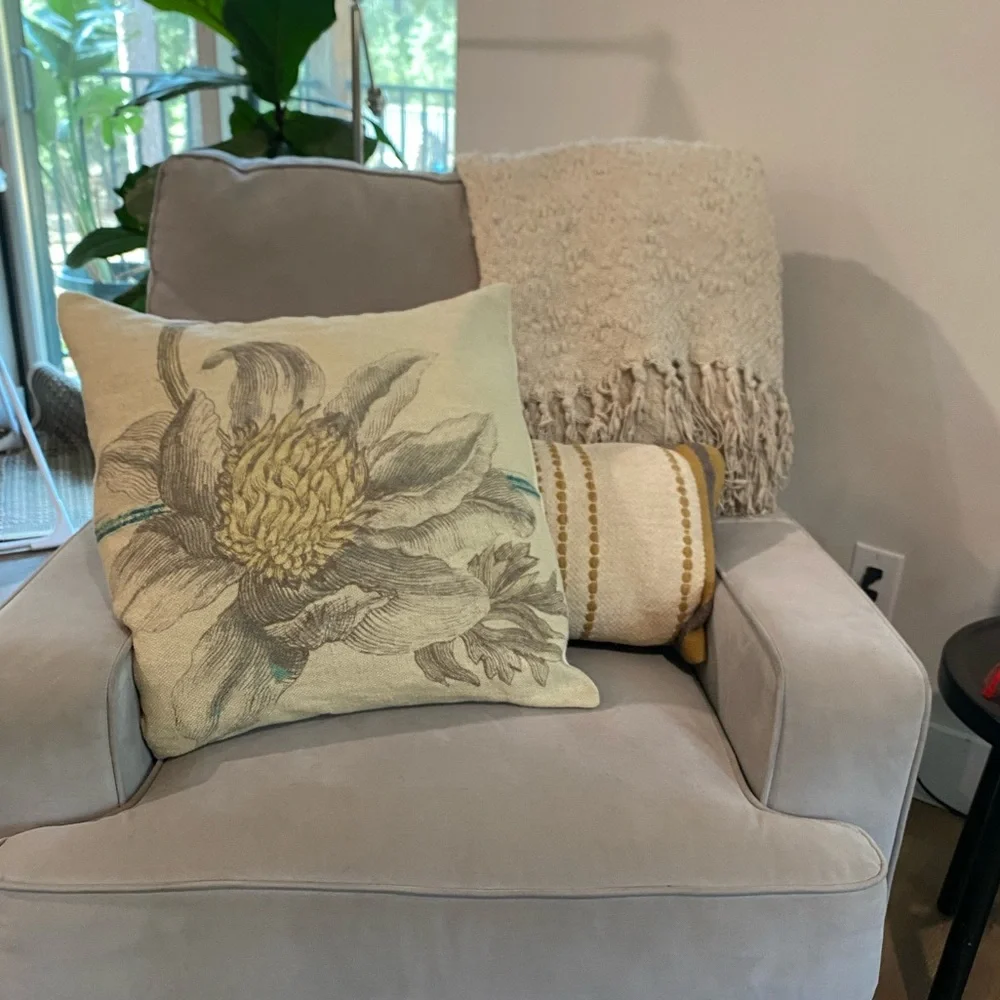 Pottery Barn || Linen Blend Magnolia Flower Pillow Covers 20